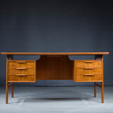 Teak 75 desk from Omann Jun, 1960s