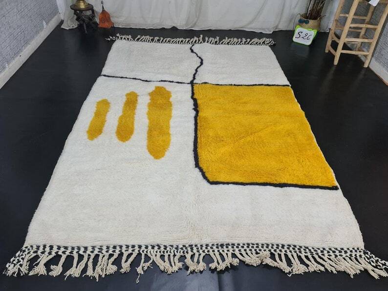 Traditional handmade Azilal rug 250cmx150cm
