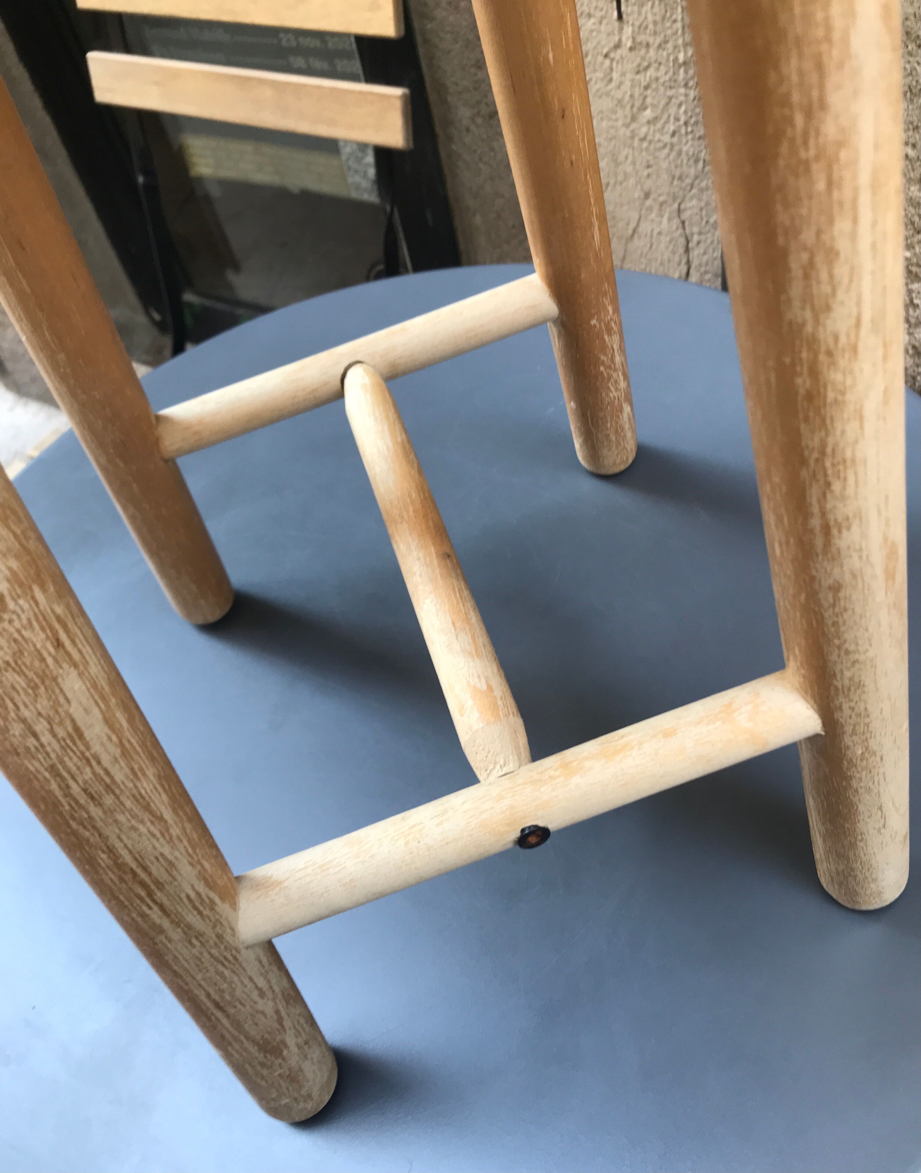 Tabouret en bois