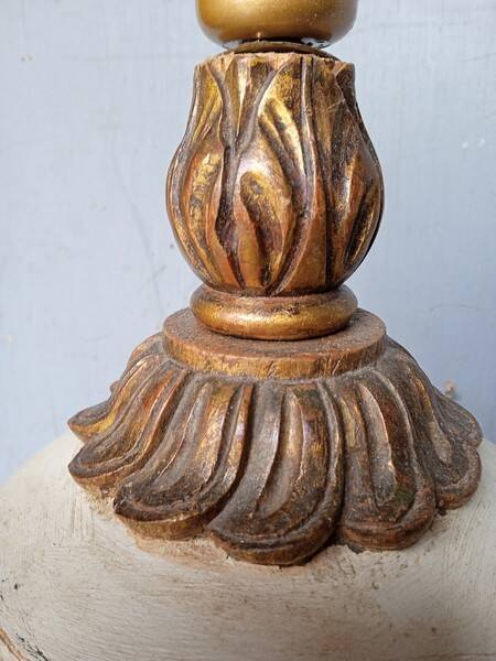 Medicis lamp carved polychrome wood ep 1940