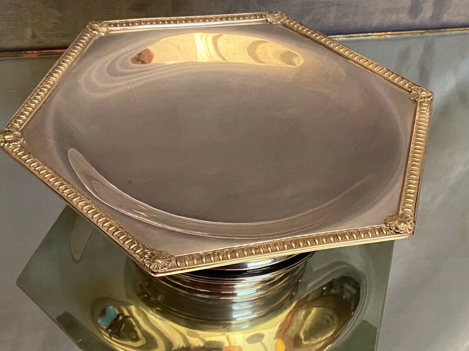 Plate on pedestal hexagonal shape silver metal Regency style