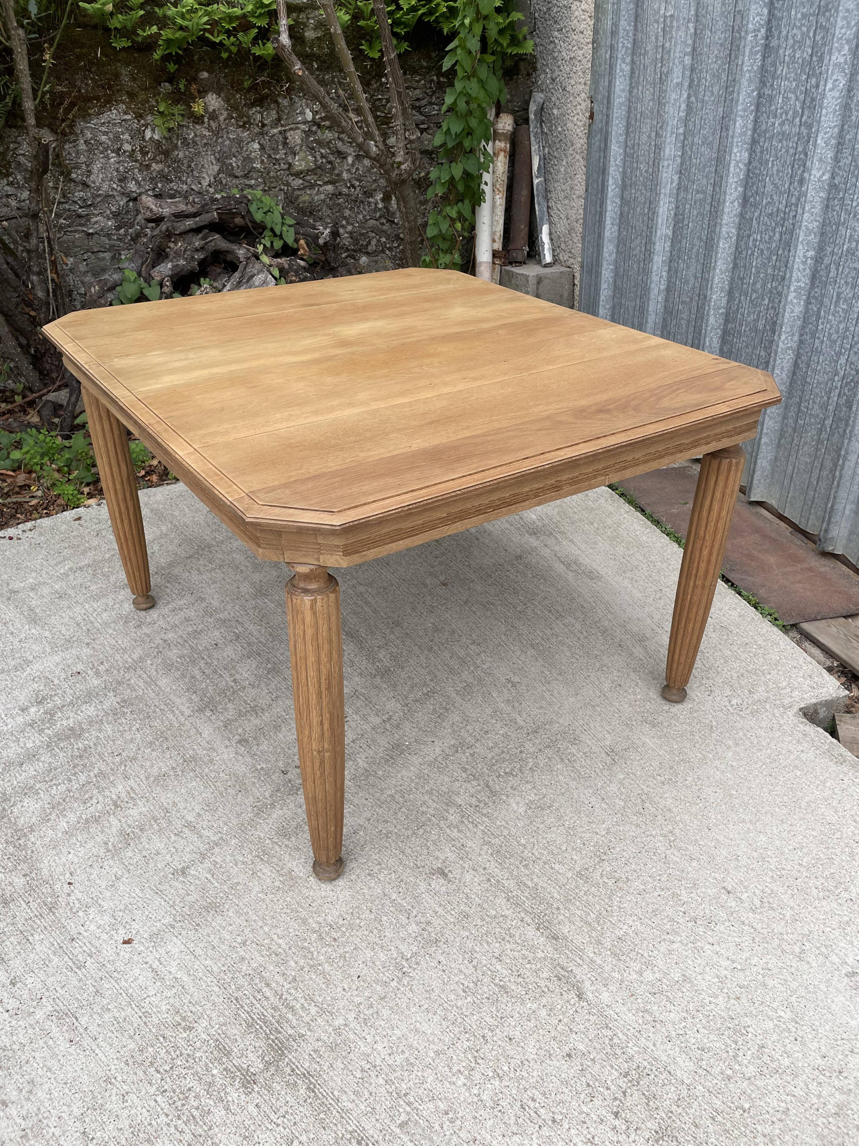 Oak table