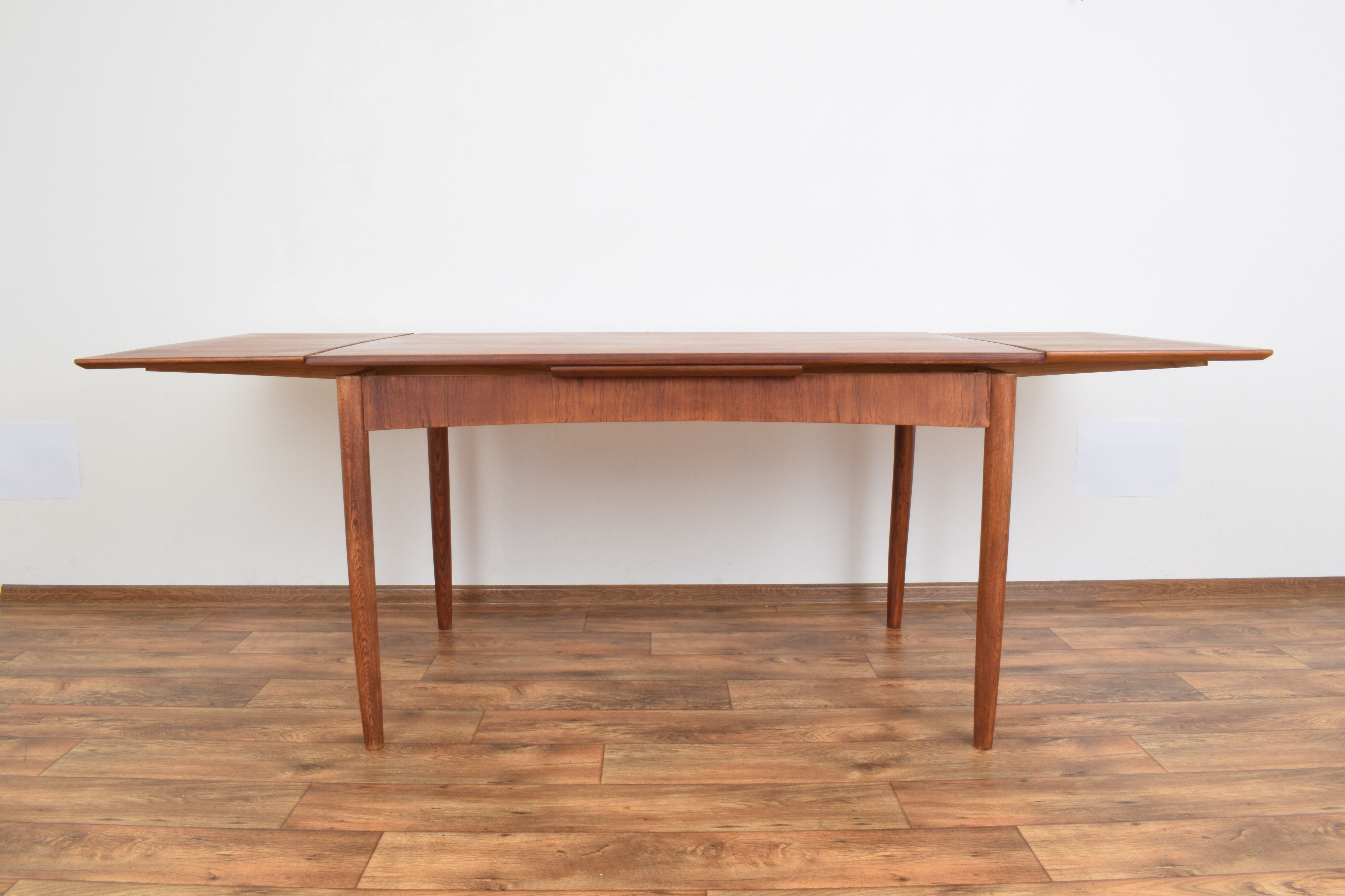 Mid-Century Danish Teak Extendable Dining Table, 1960s
