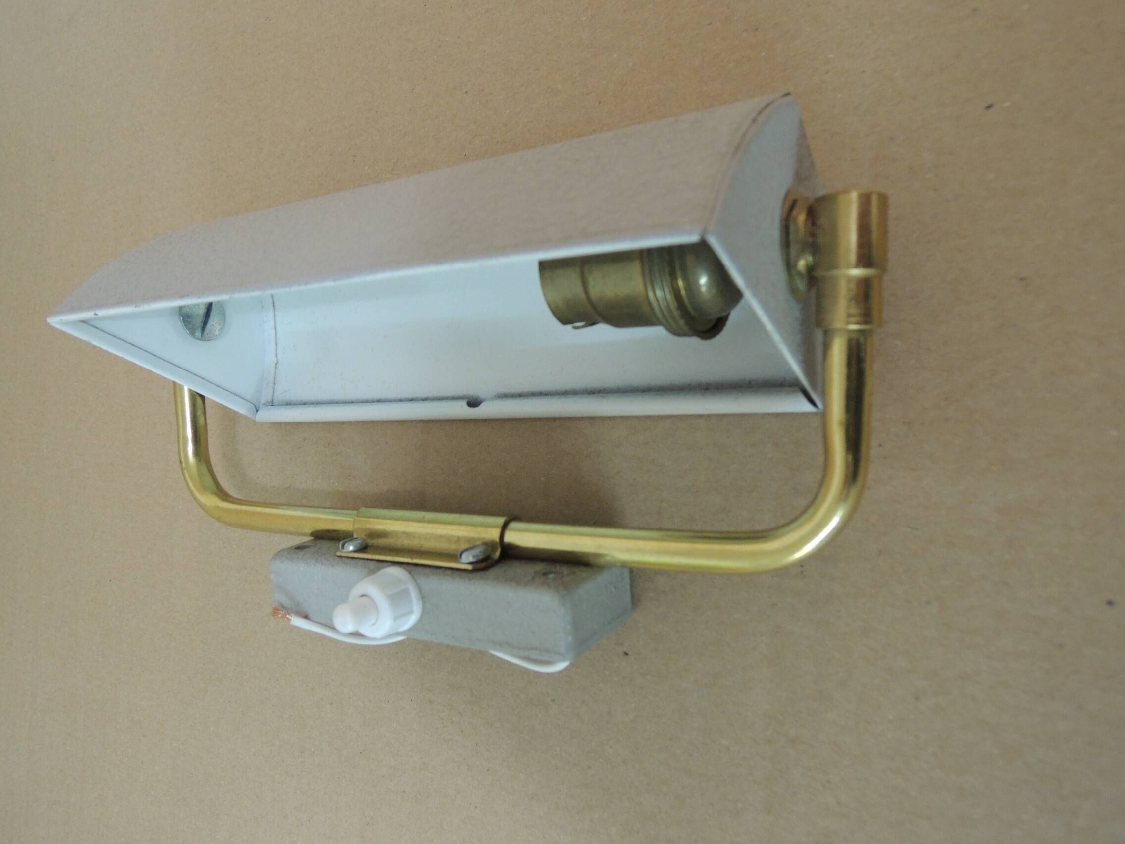 Bedside lamp