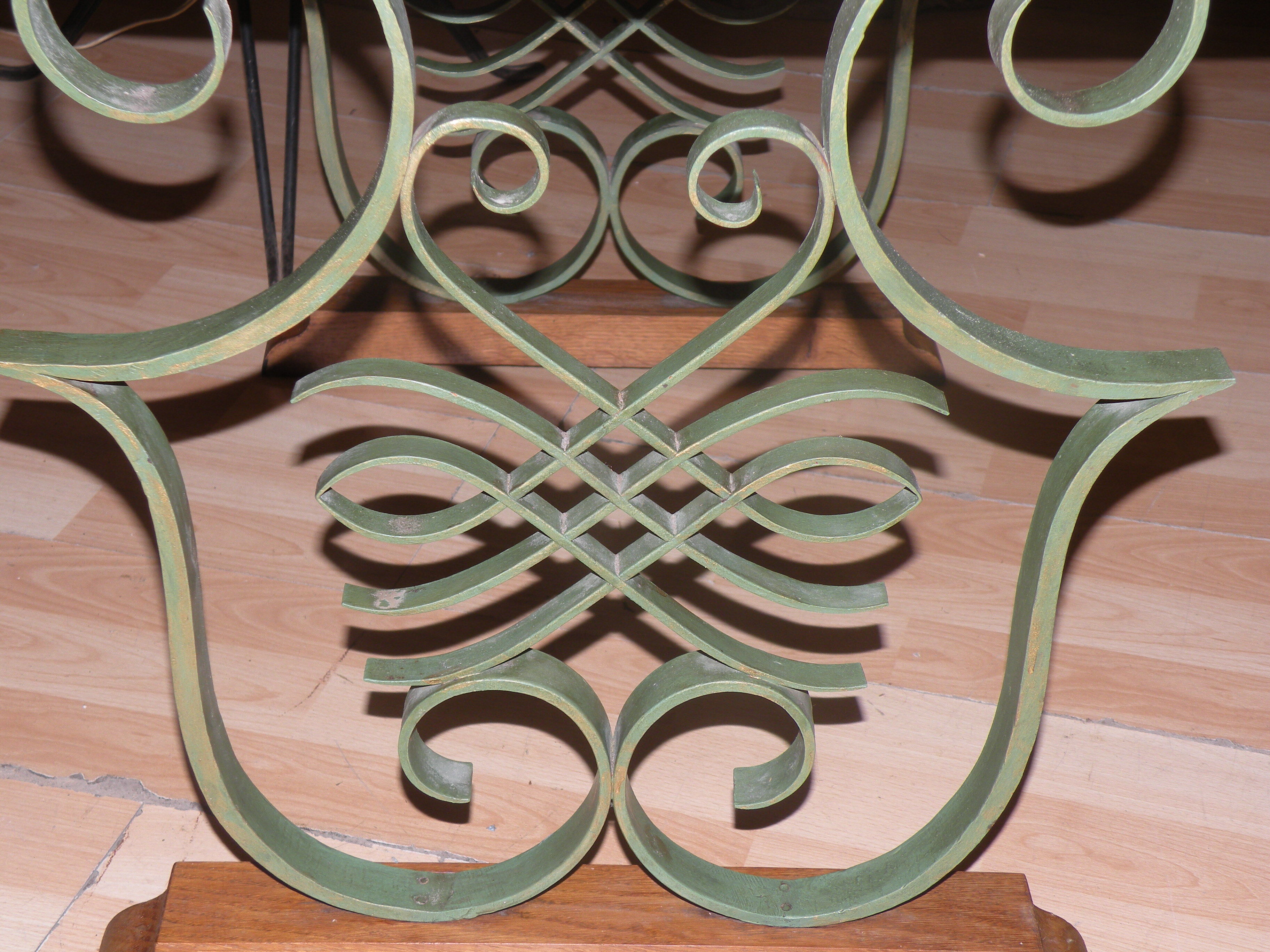 Modern Art 1940 1950 side table