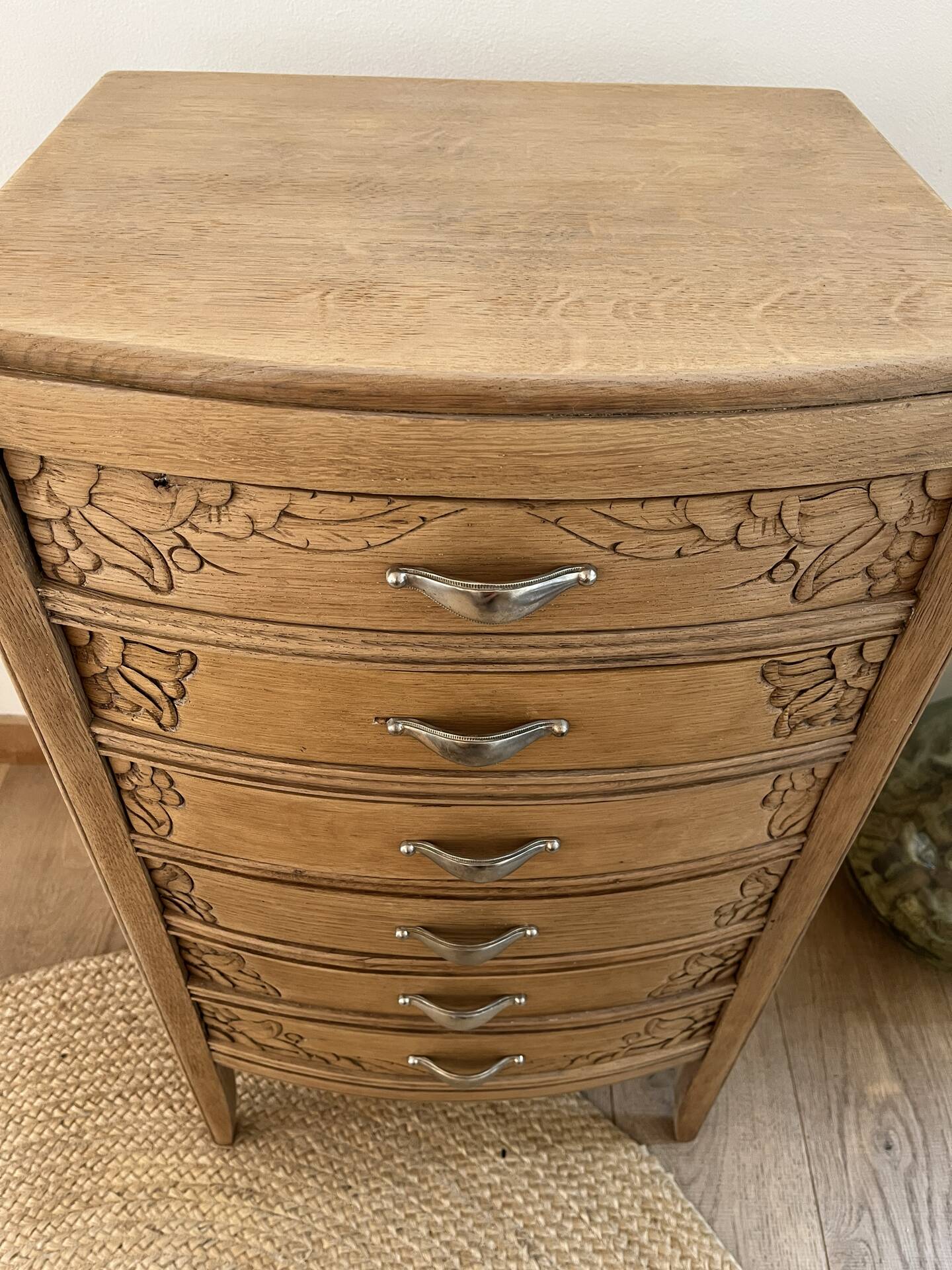 Art Deco chest of drawers