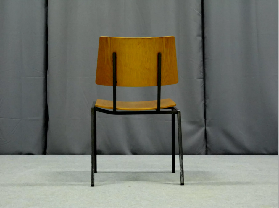 Lot of 4 oak chairs, 1974