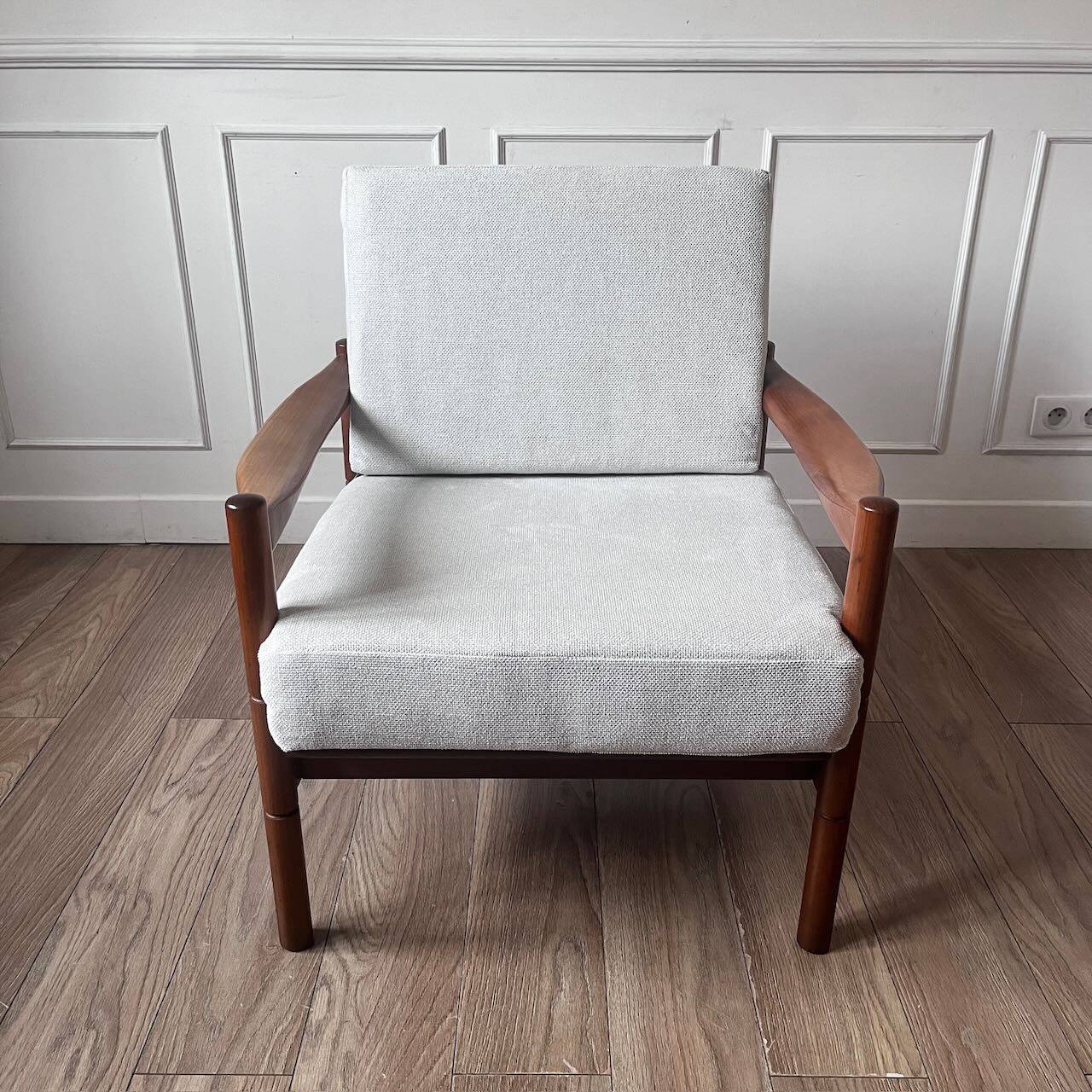 Fauteuil scandinave tissu blanc
