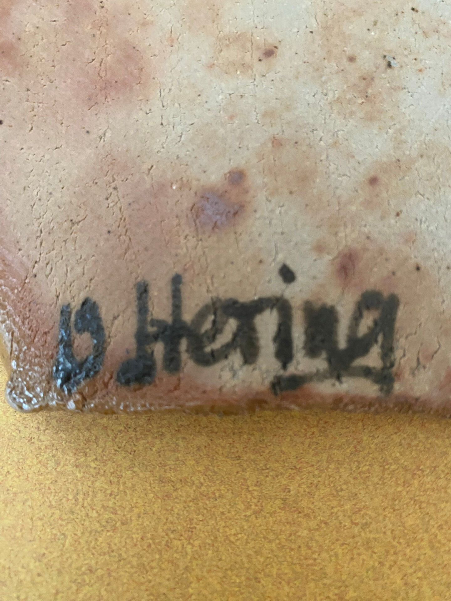 Ceramic Viola Hering