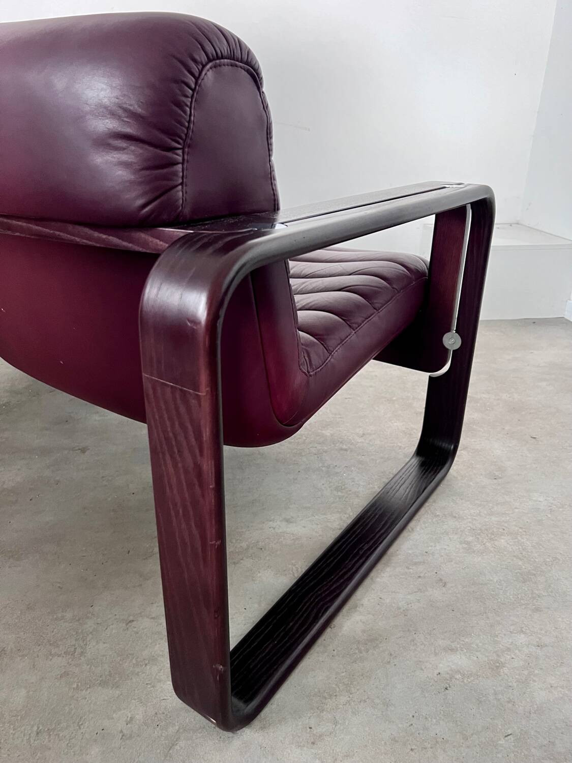 Sofa set and 2 vintage leather armchairs designed by Albert Stoll Giroflex 1970s