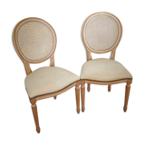Pair of medallion chairs with ratine canning