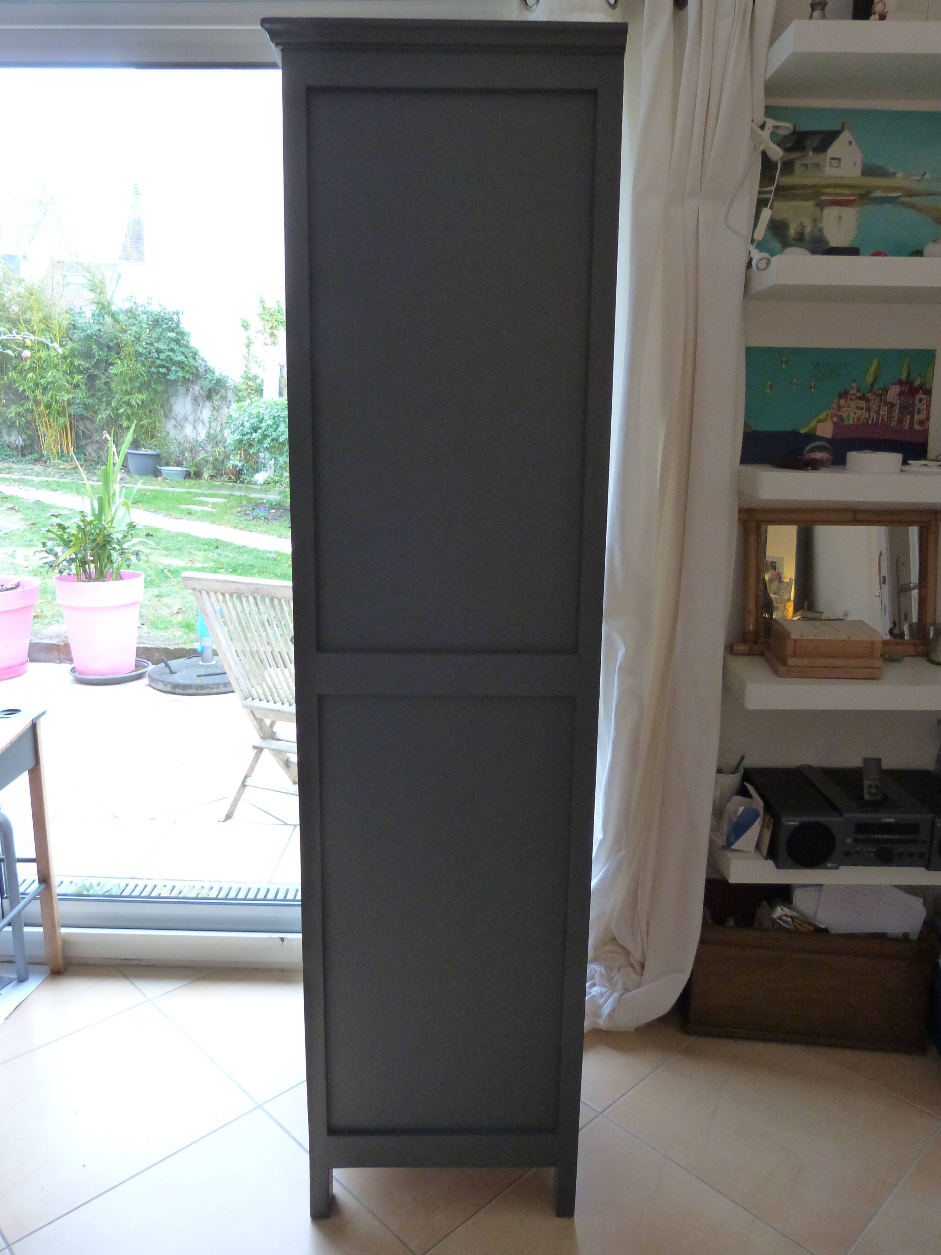 Armoire parisienne une porte gris anthracite