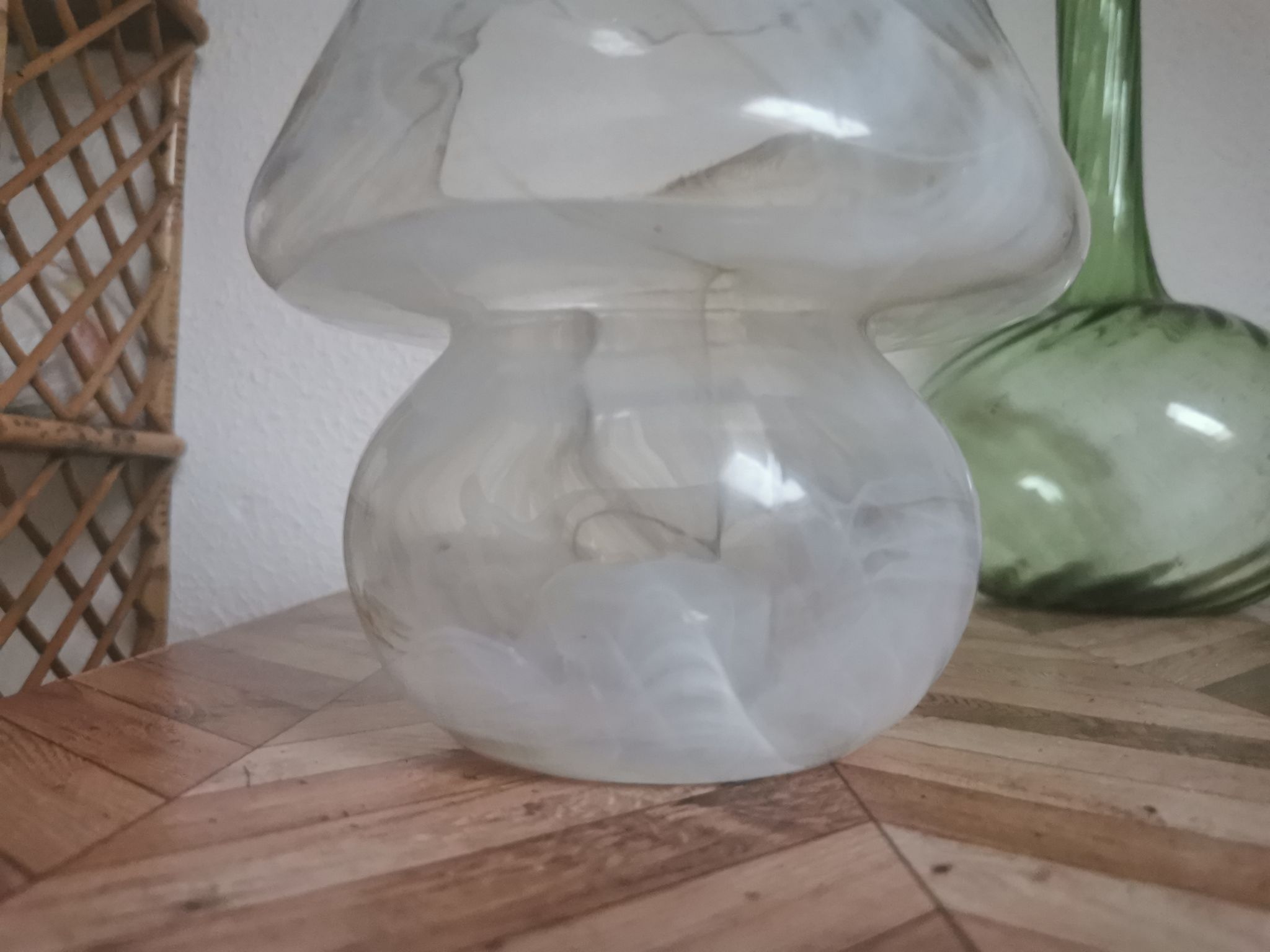 Vase champignon verre marbré