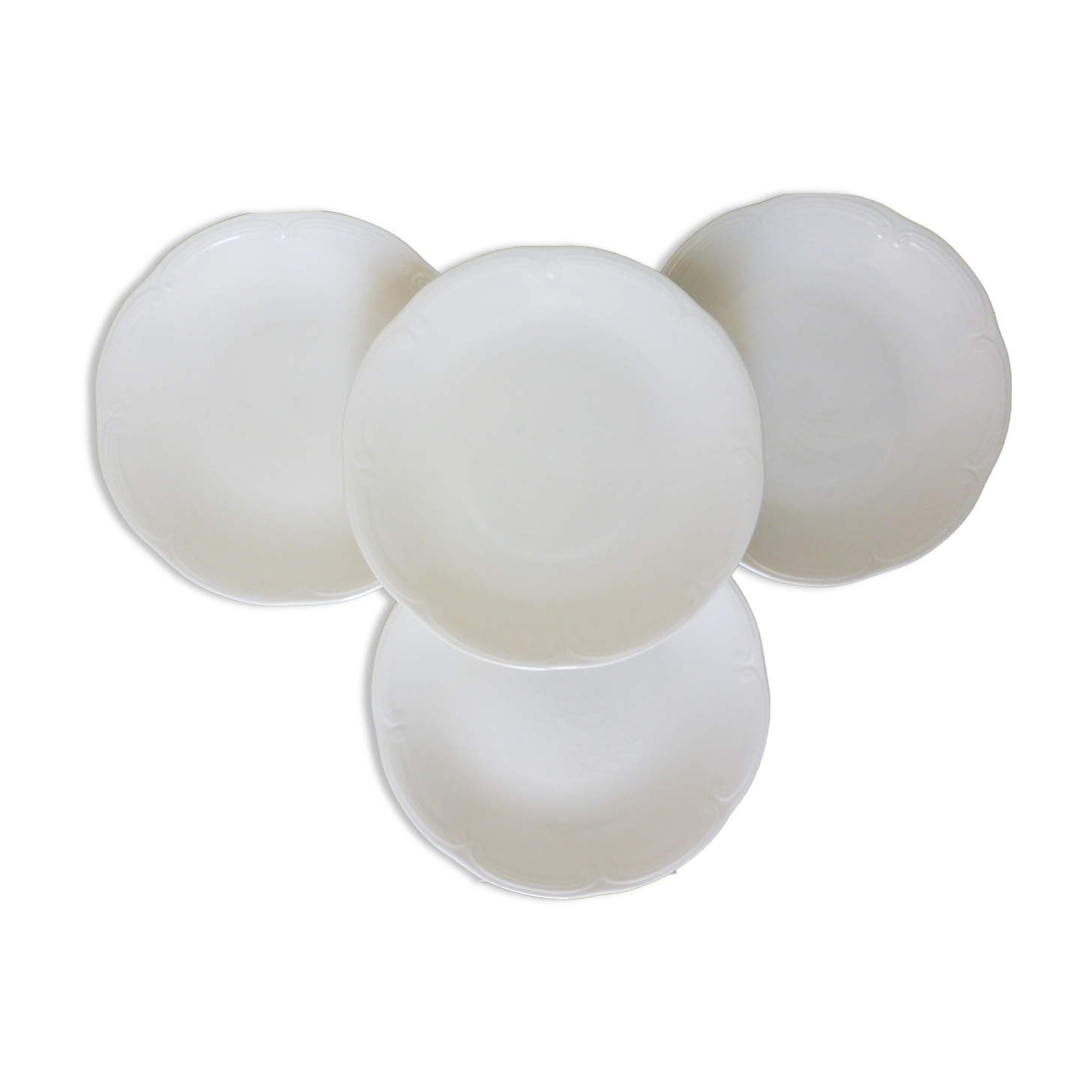 4 vintage porcelain flat plates