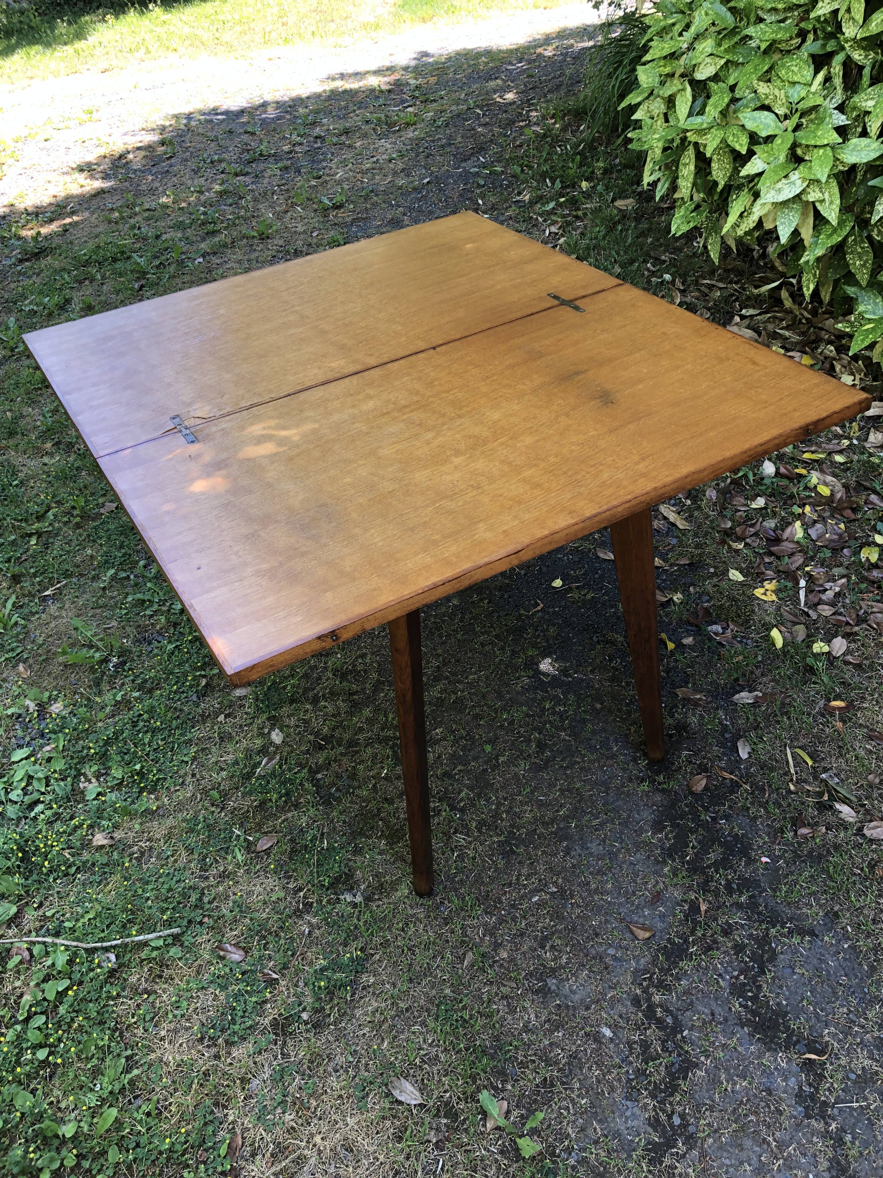 Old game wood table