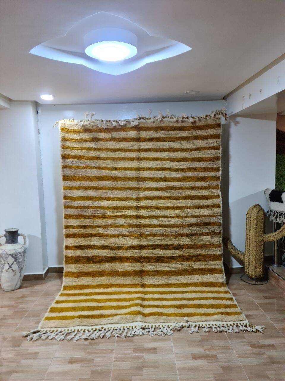 Traditional handmade Beni Ouarin rug size 150 x 250 cm