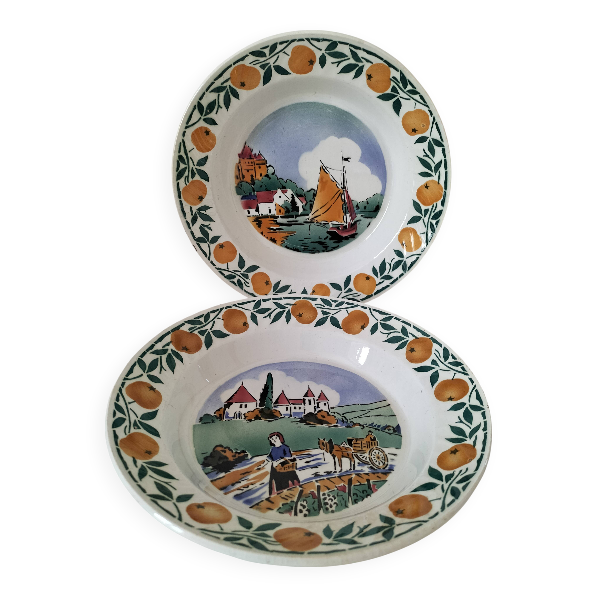 Pair of Saint Amandinoise deep dishes from the 50s