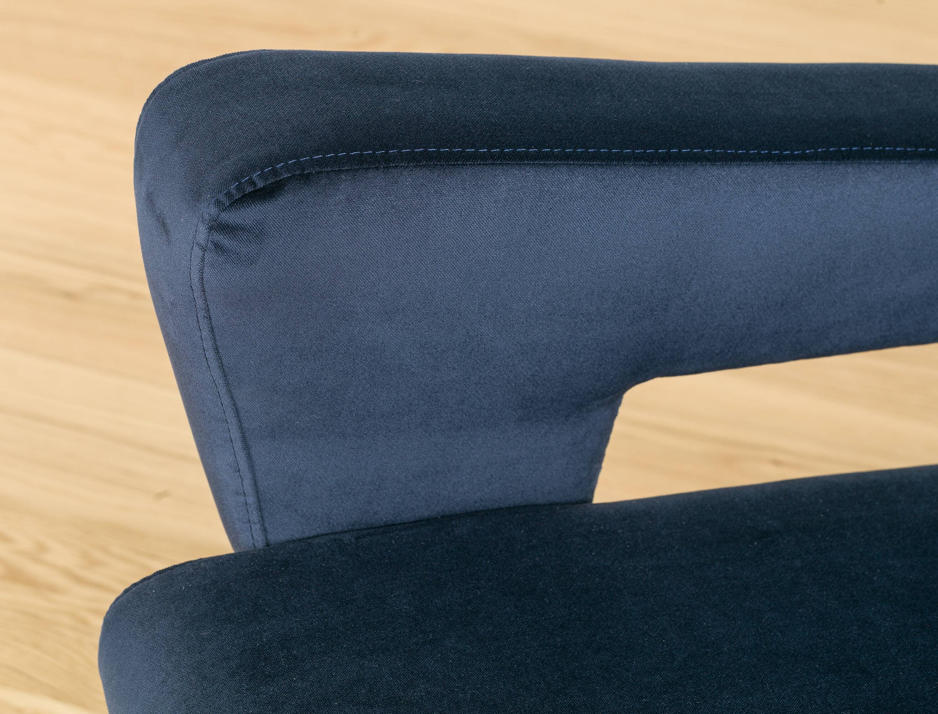 Ensemble de 2 fauteuils en velours de jitona, années 60