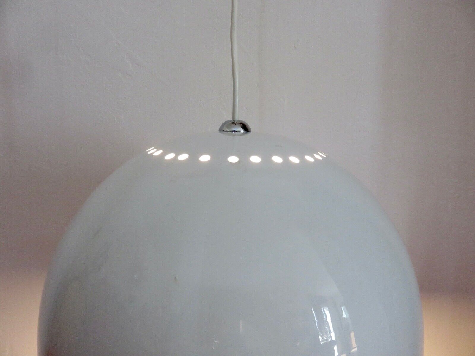 Vintage pendant lamp in white lacquered metal 80s
