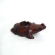 Cendrier grenouille en bois sculpté
