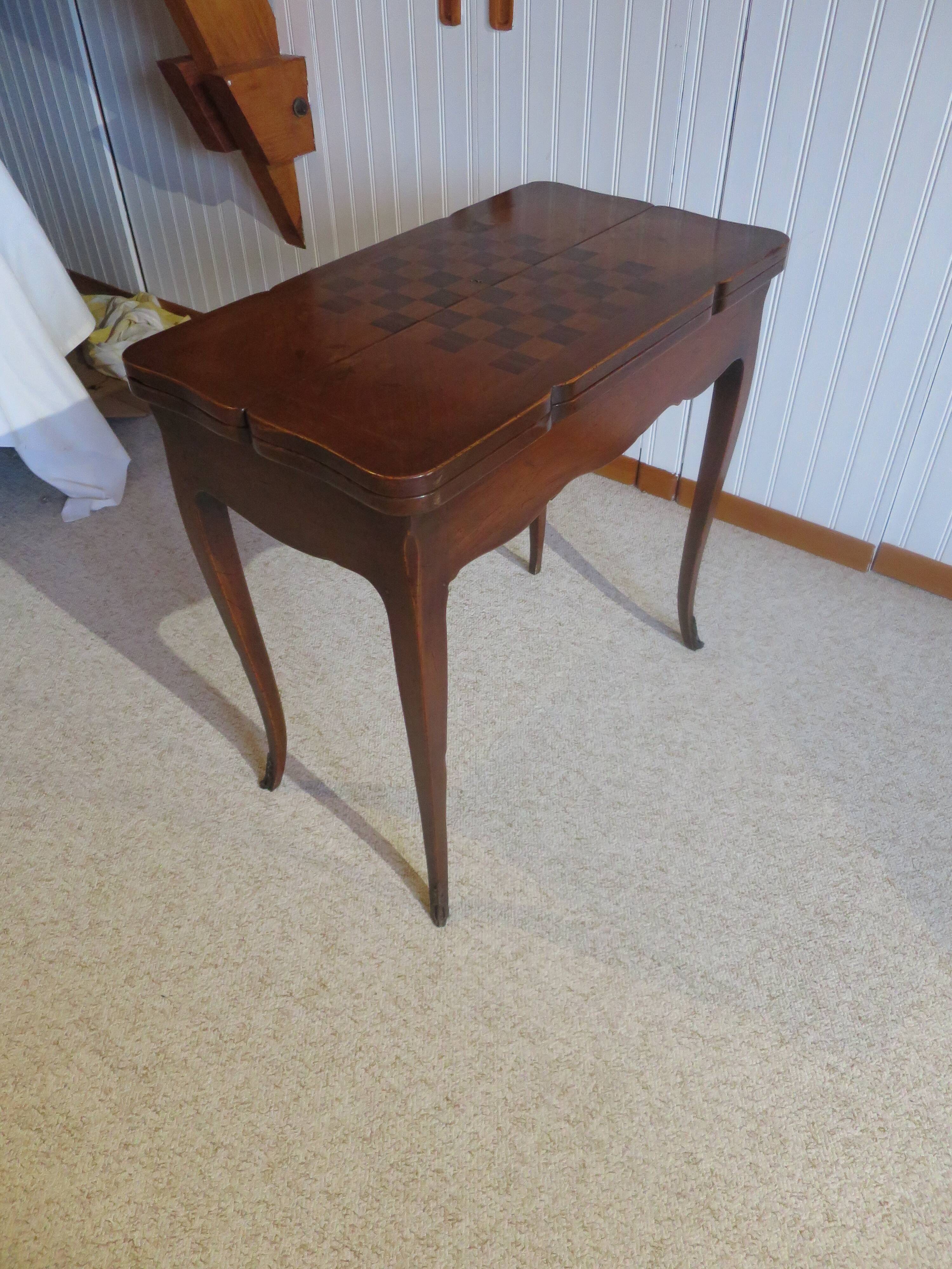 Secretary with mechanism - 4 secret drawers - lock - marquetry chessboard - 1950