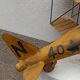 Avion miniature en métal