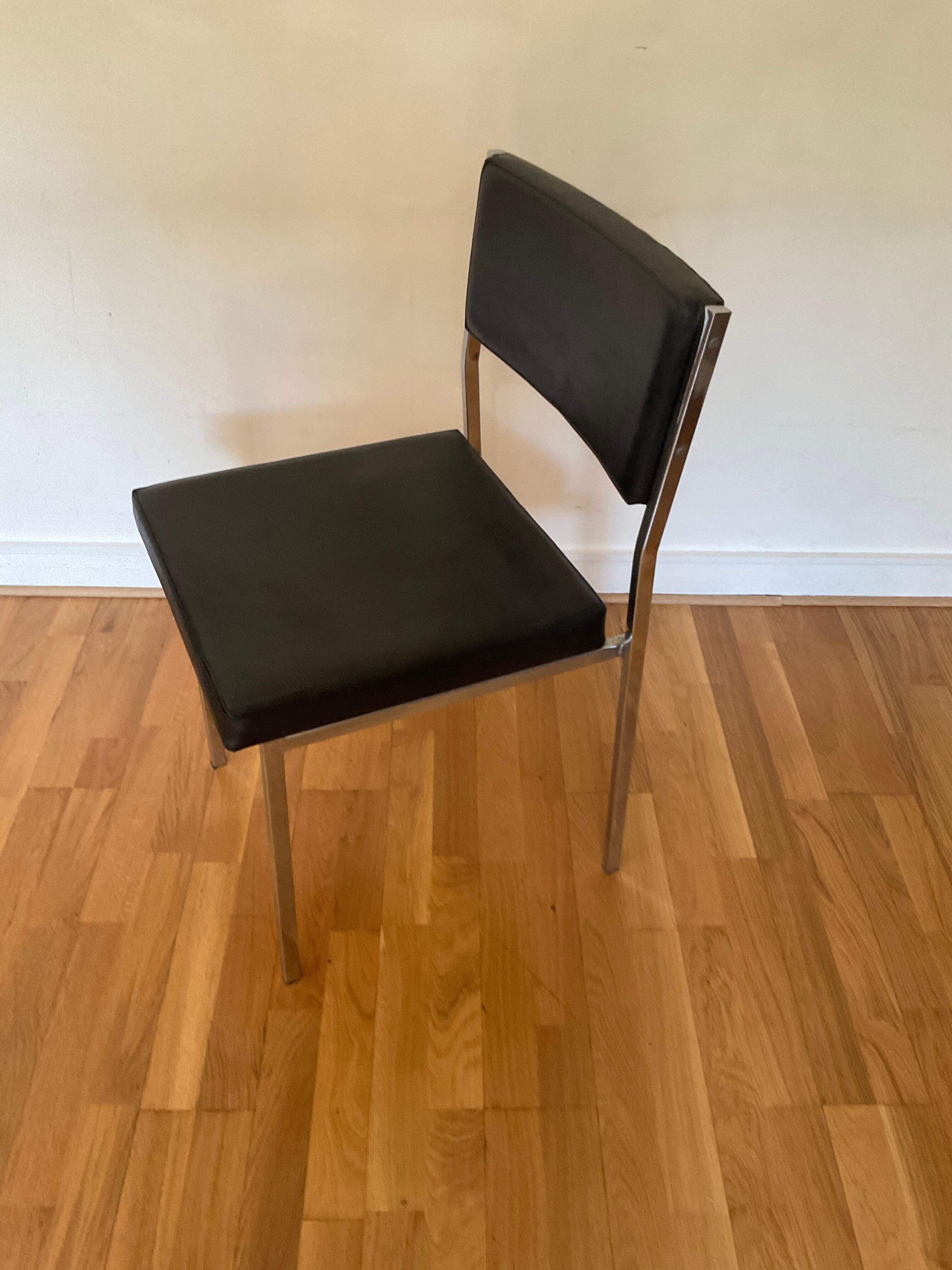 Chair 70s chrome