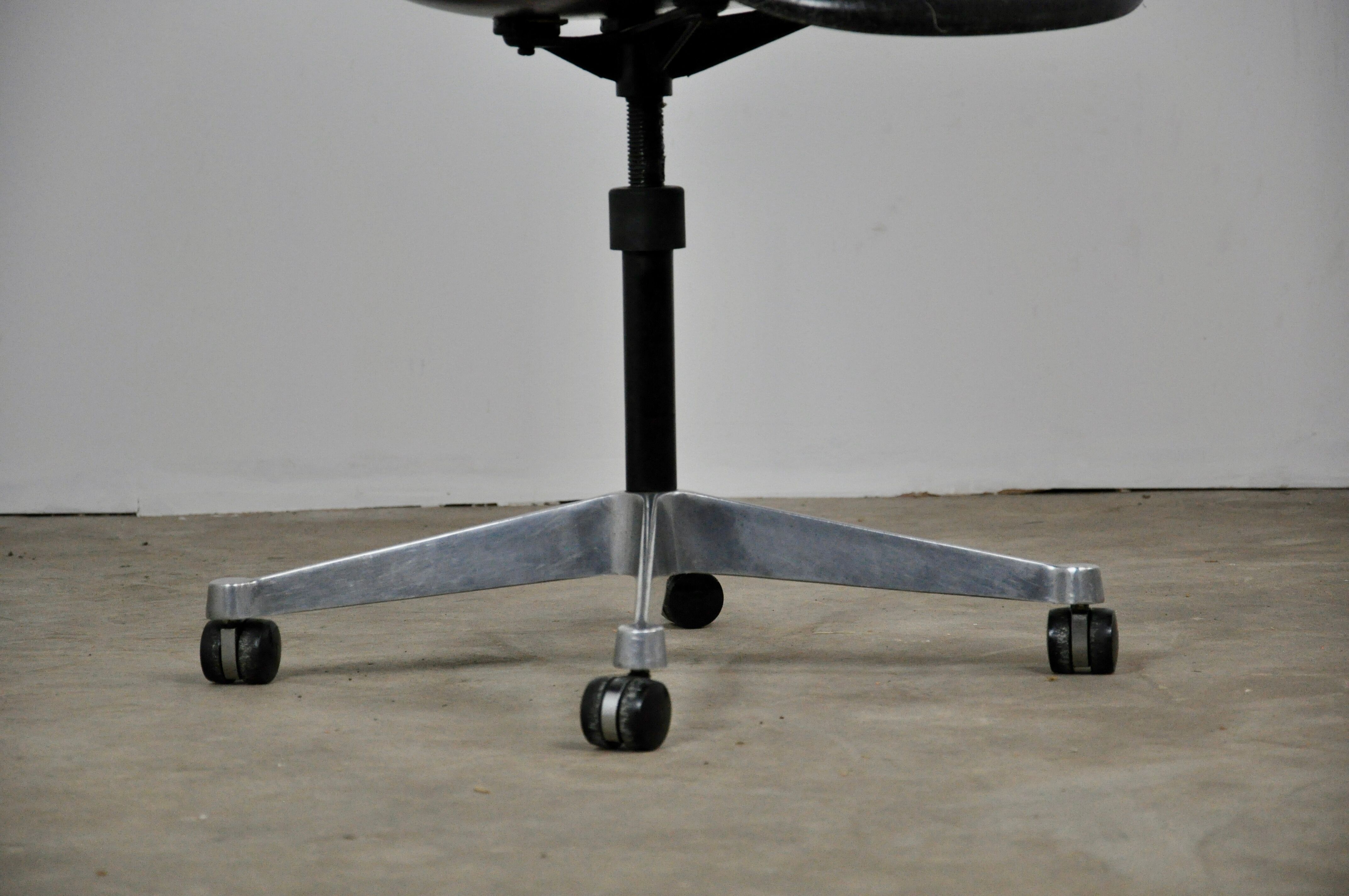 Armchairs by Charles Eames for Herman Miller  1977