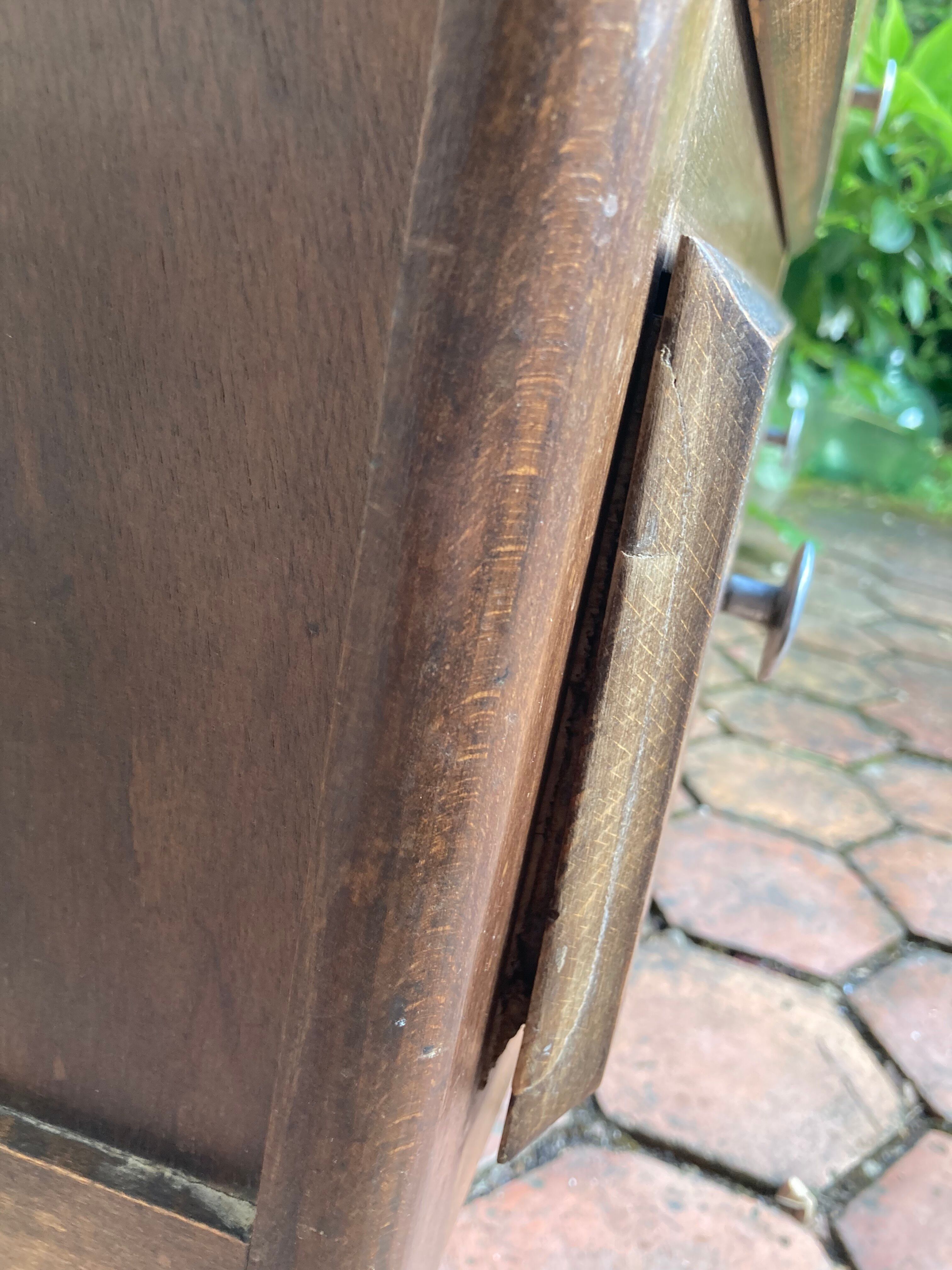 Commode vintage