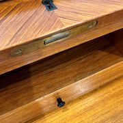 Rare secrétaire scandinave galbé origine Suède