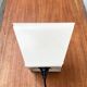 Lampe de table minimaliste en tole de l'ère spatiale italienne des années 60 par G. Grego.