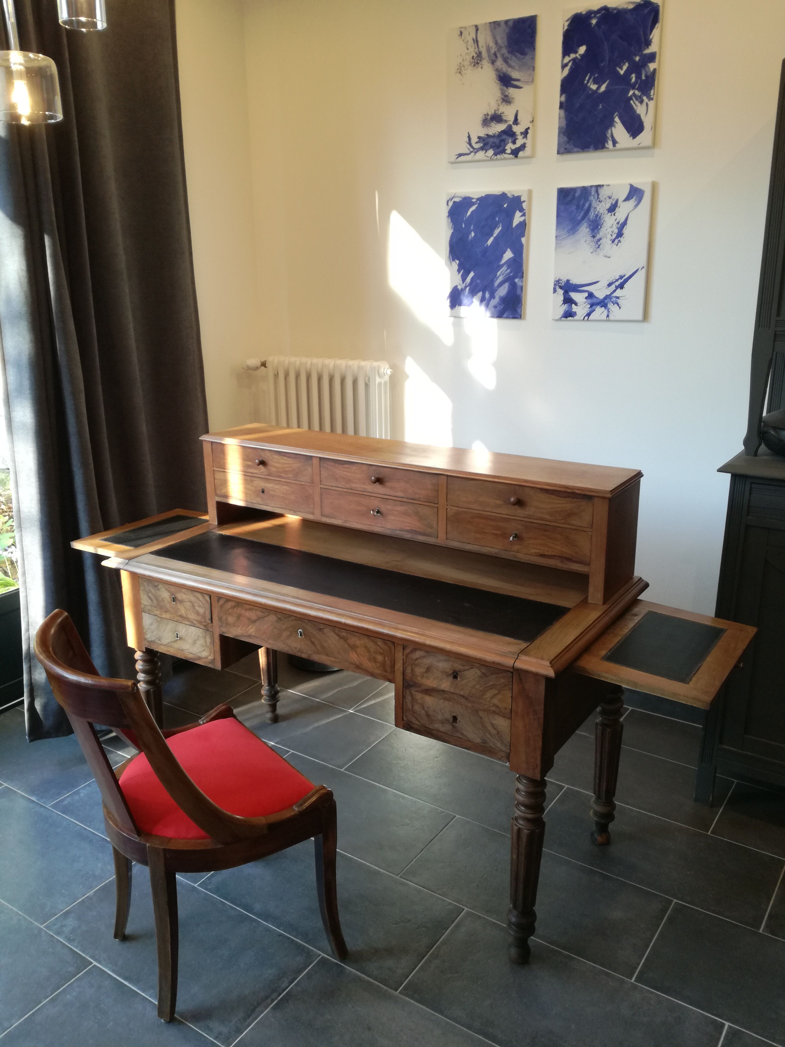 Louis Philippe 19th-century walnut desk Louis Philippe