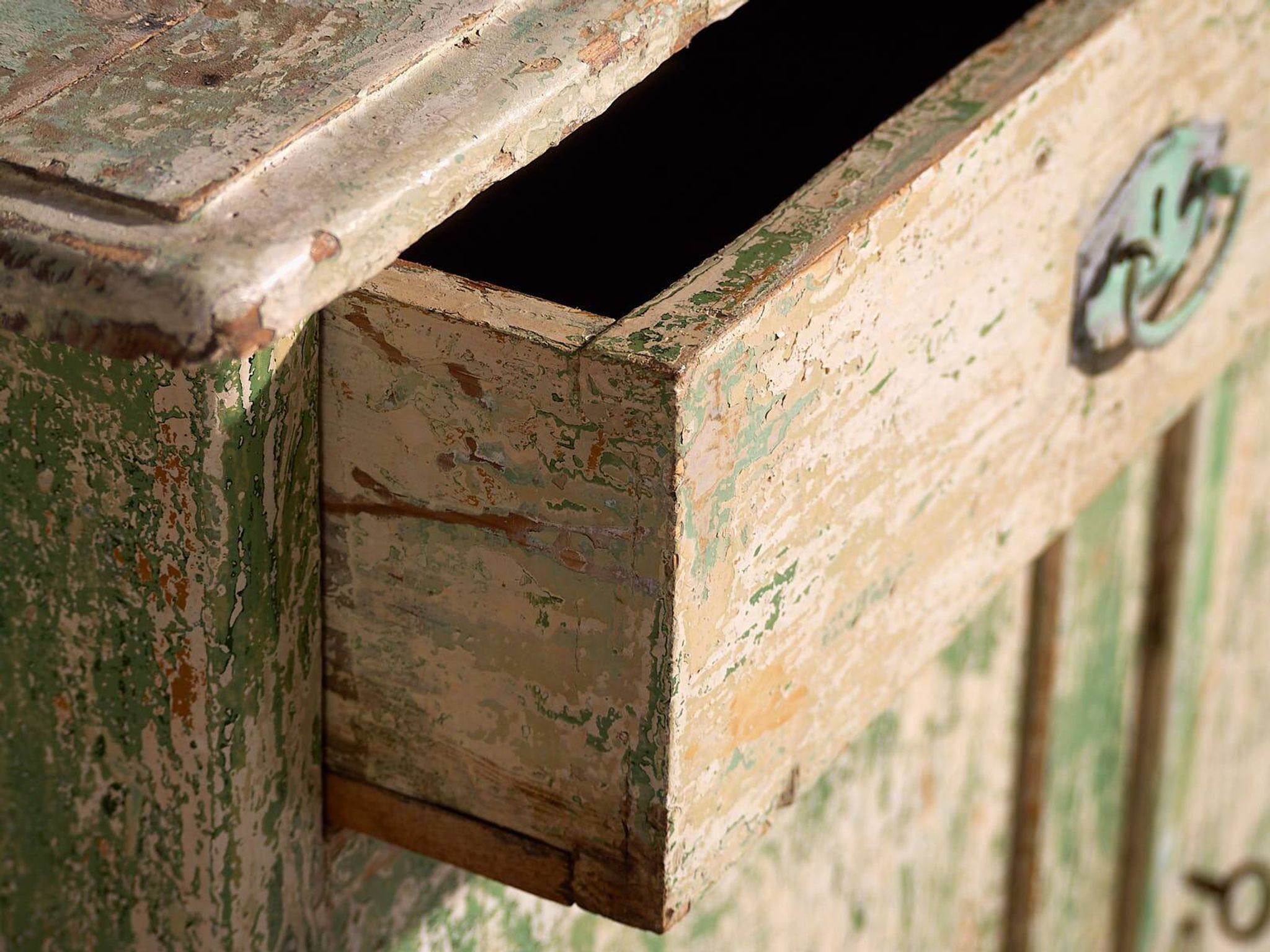 Old bedroom chest of drawers with green tones (c.1920) #8