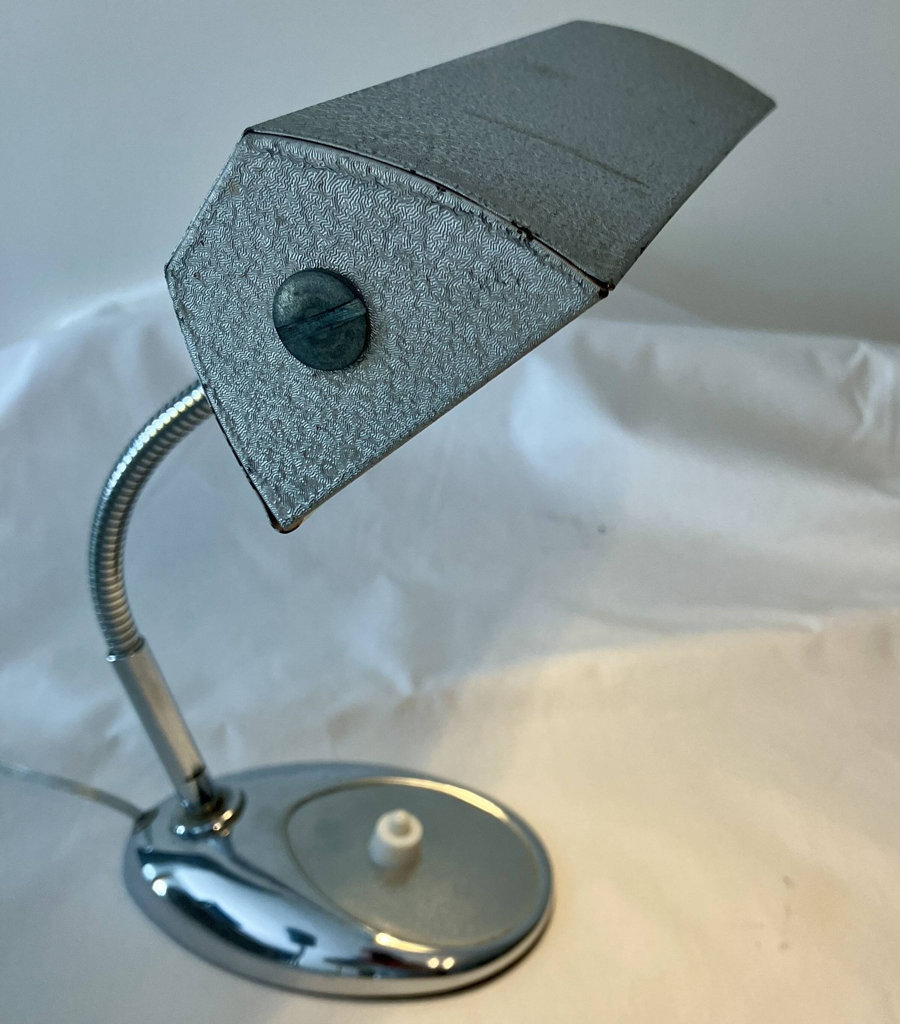 Lampe de bureau acier et chrome années 60