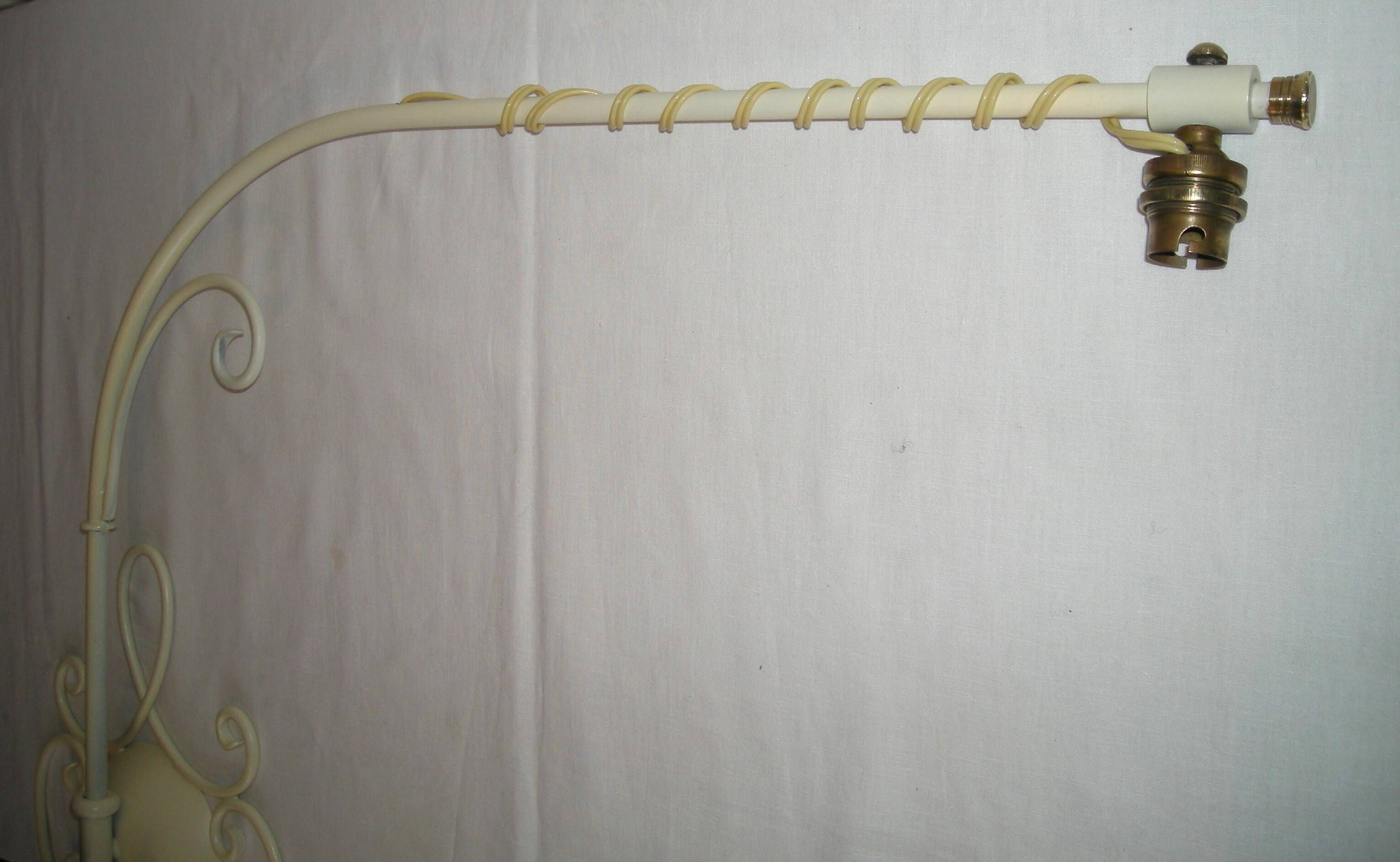 1940s-50s wall lamp