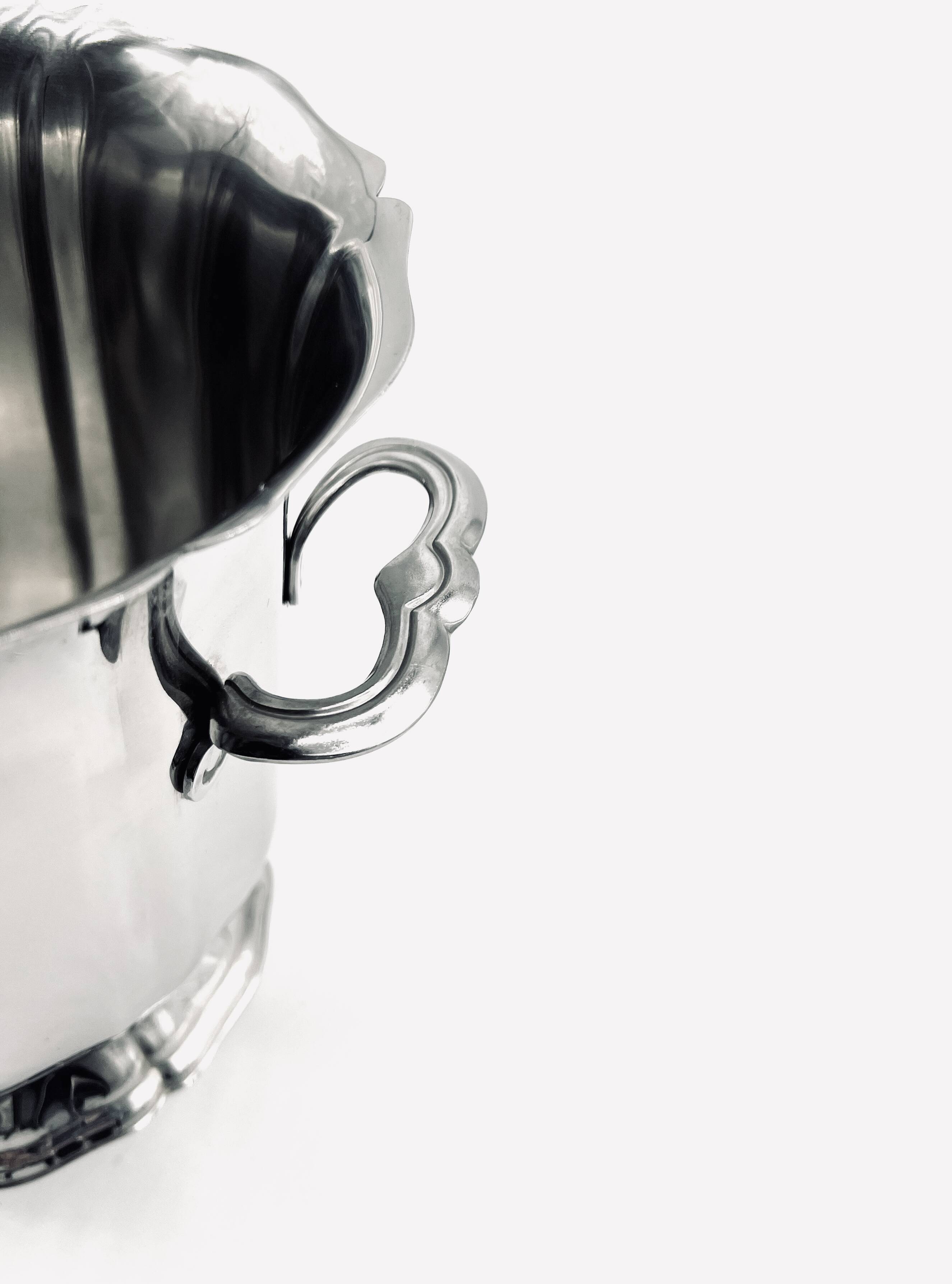 Stainless steel champagne bucket