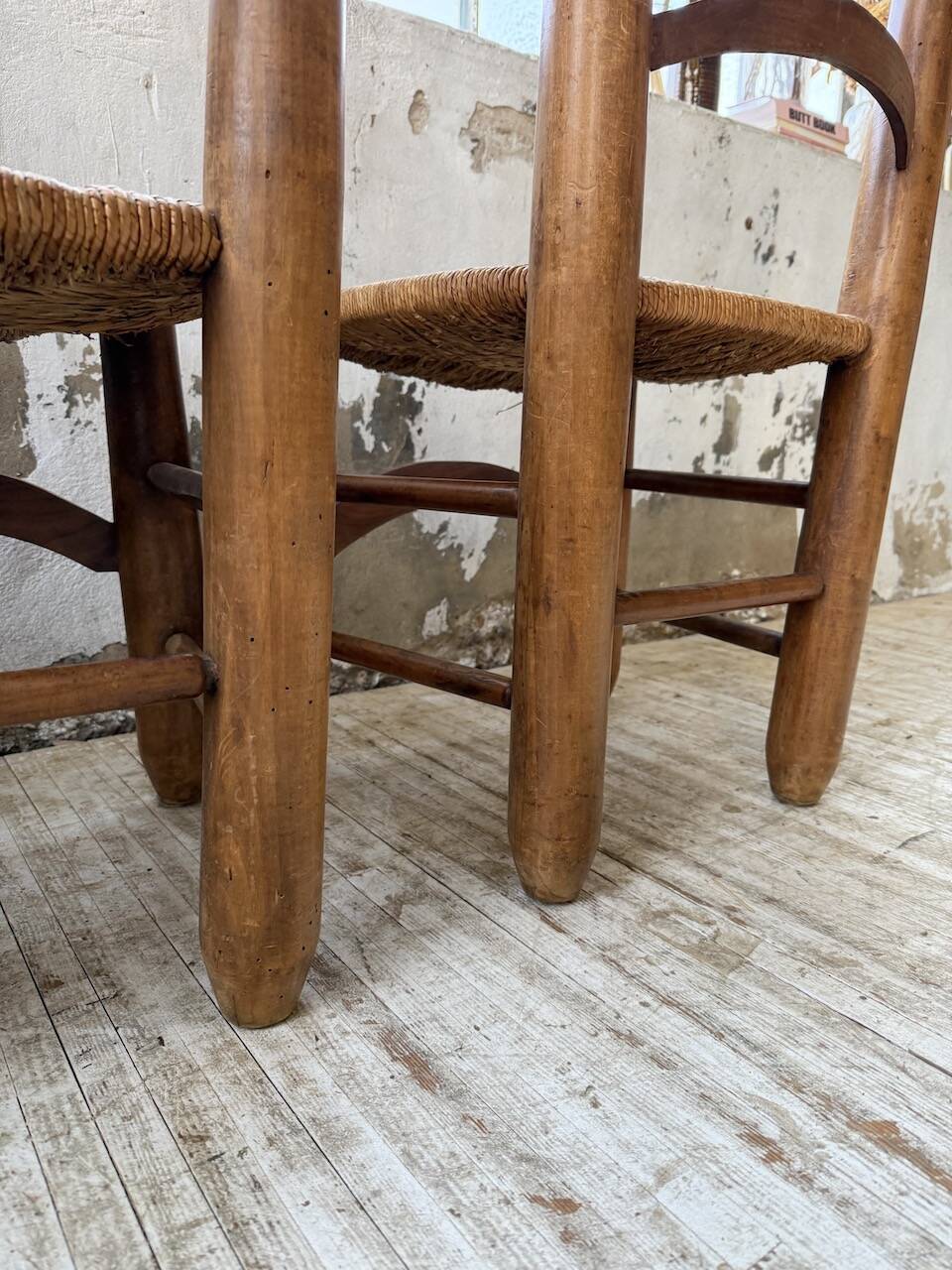 Set of 4 oak and straw chairs Dudouyt 1940