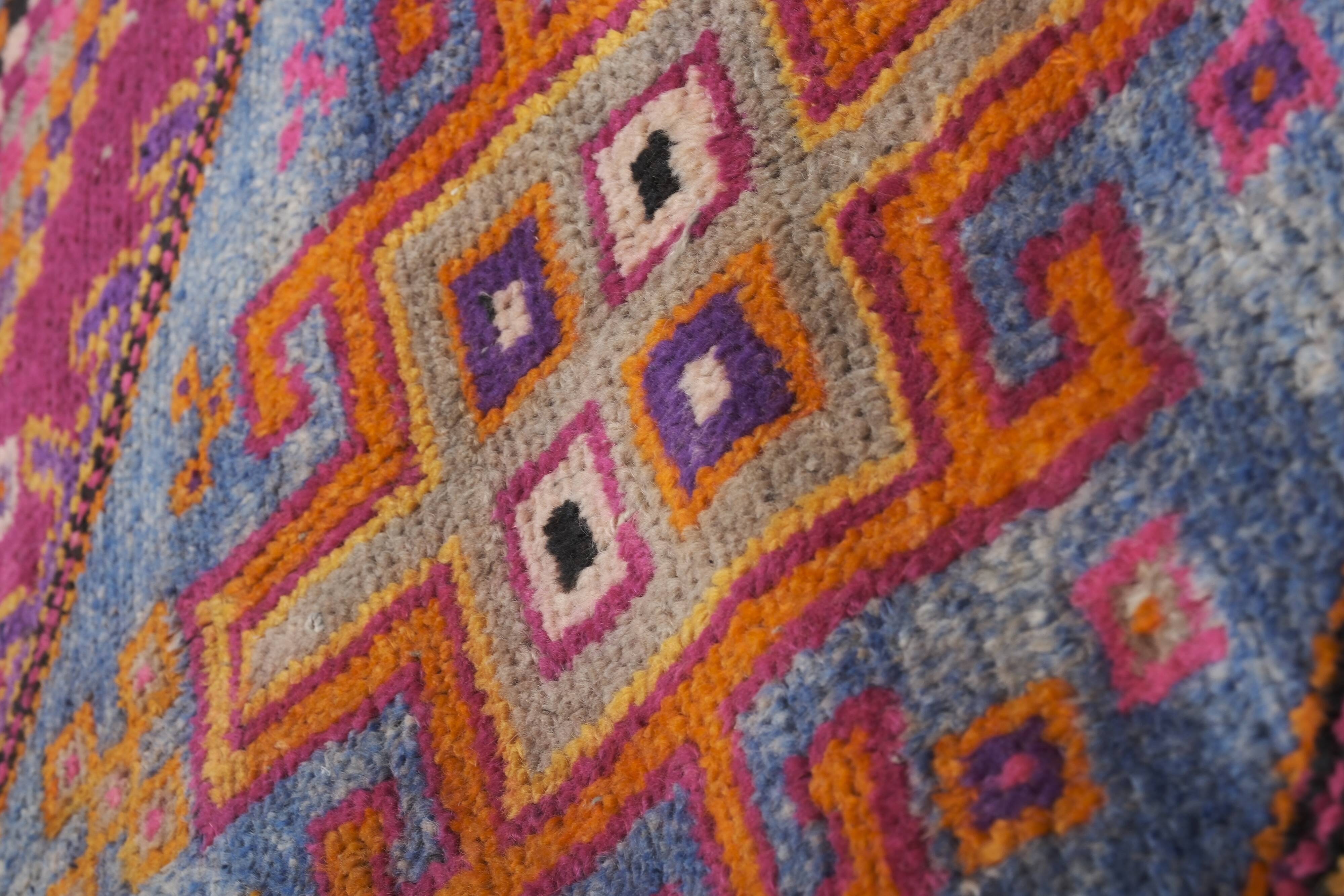 Vintage Turkish Oushak Rug Handwoven 127x370 cm