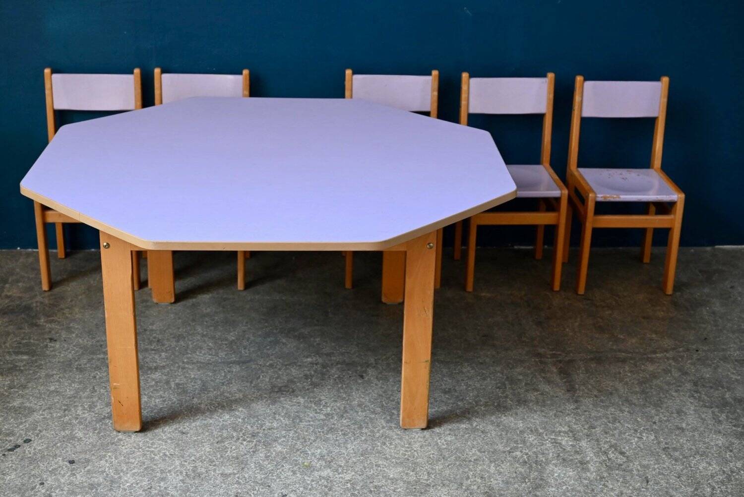 Vintage 1970s octagonal children's table in beech and lilac formica, with 5 chairs.
