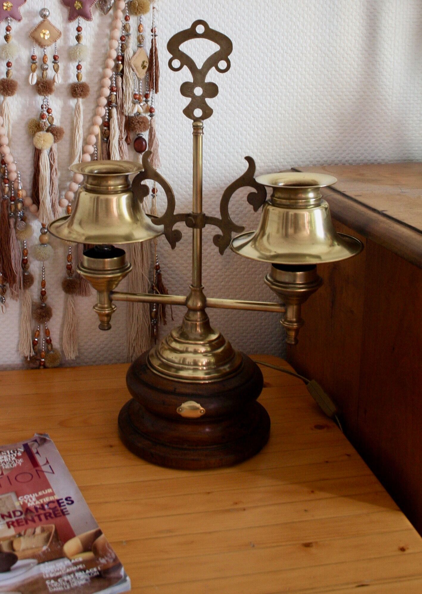 Lampe ancienne laiton bois 2 lumières