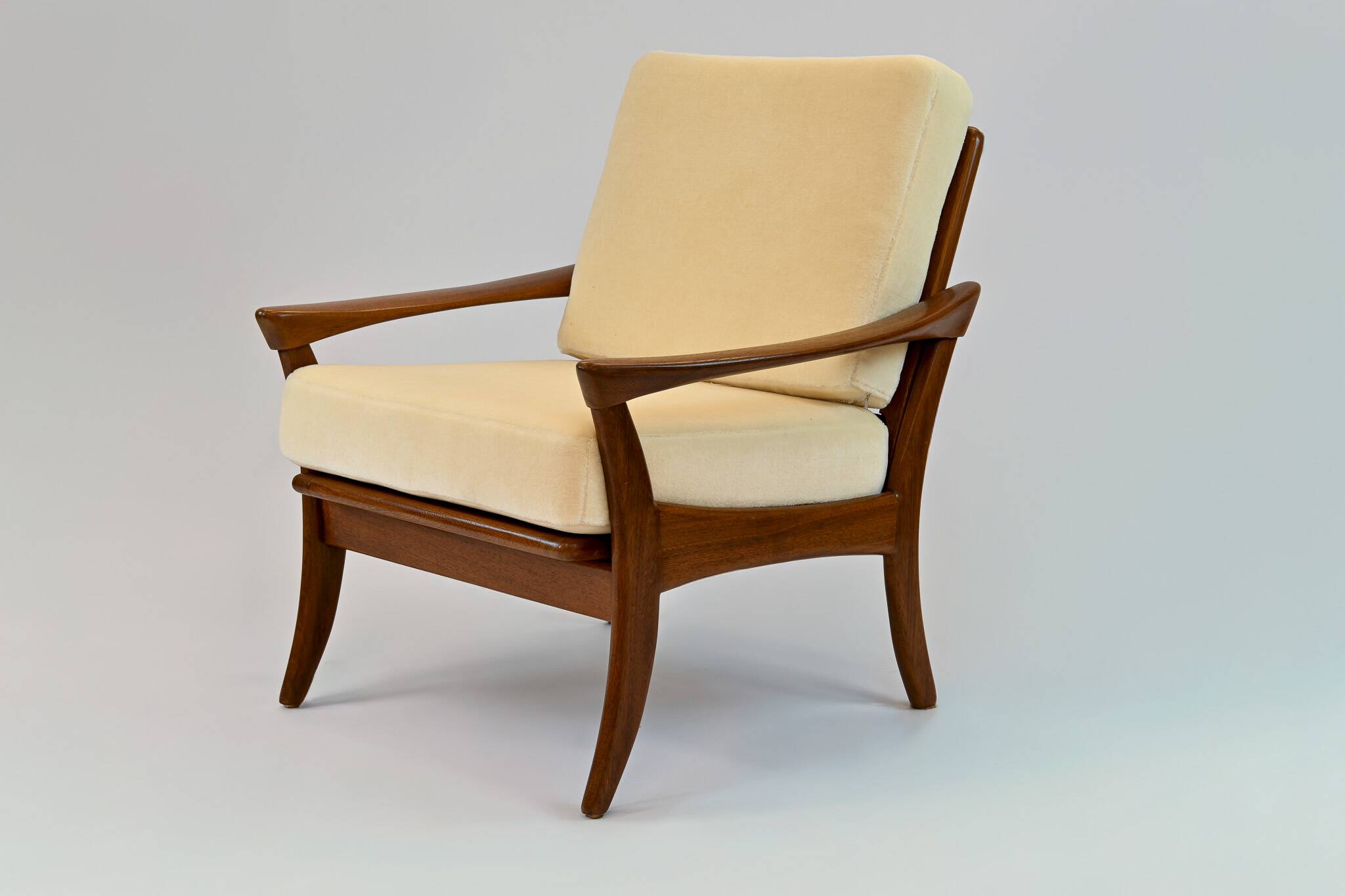 Gelderland armchair in teak