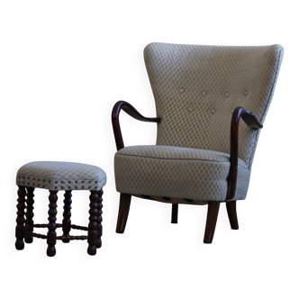 Slagelse Møbelfabrik, modern Danish lounge armchairs with beech footrests, 1960s.