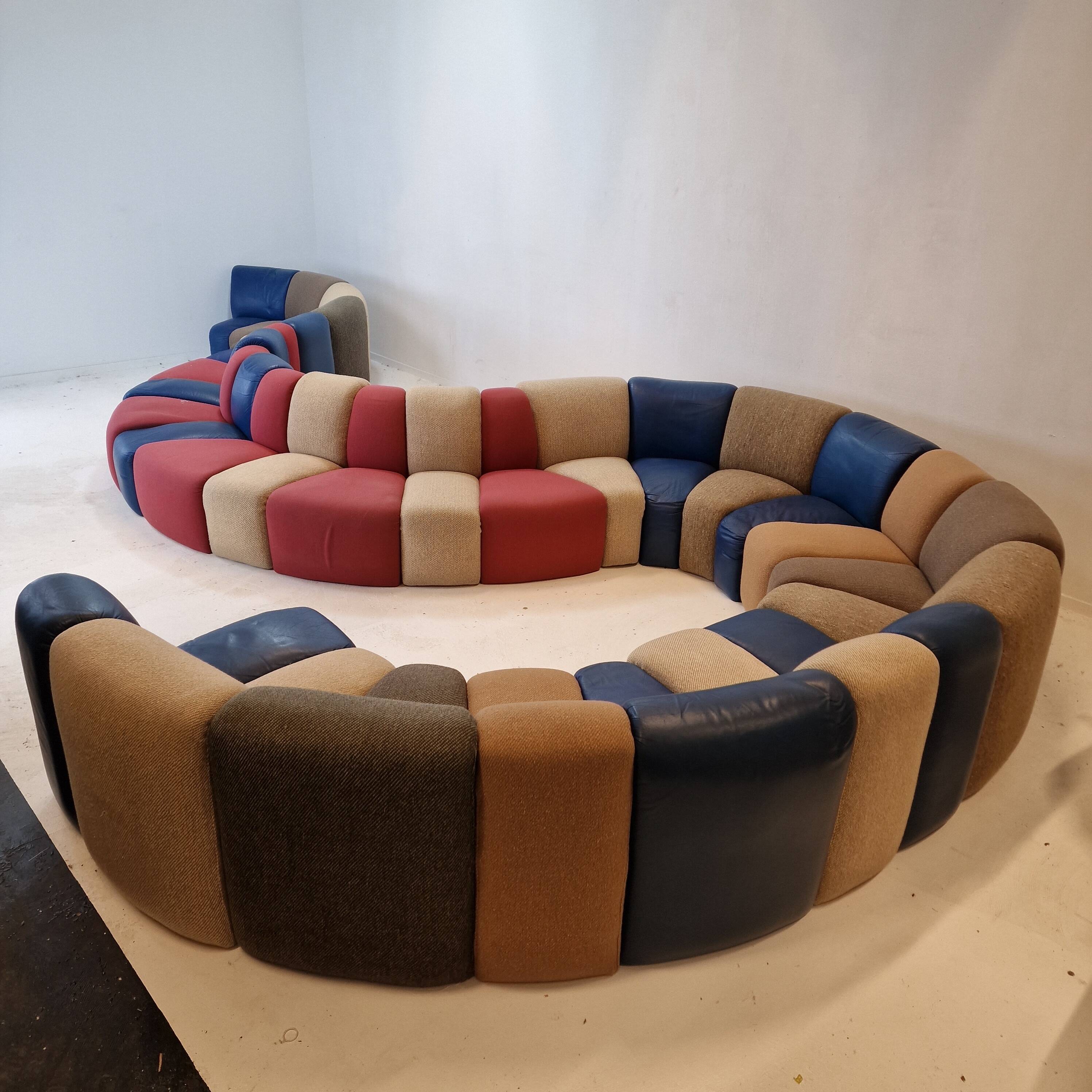 Huge "Mississippi" Lounge Sofa by  Groupe Artifort, 1970's