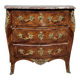 Commode galbée Style Louis XV en marquéterie vers 1850