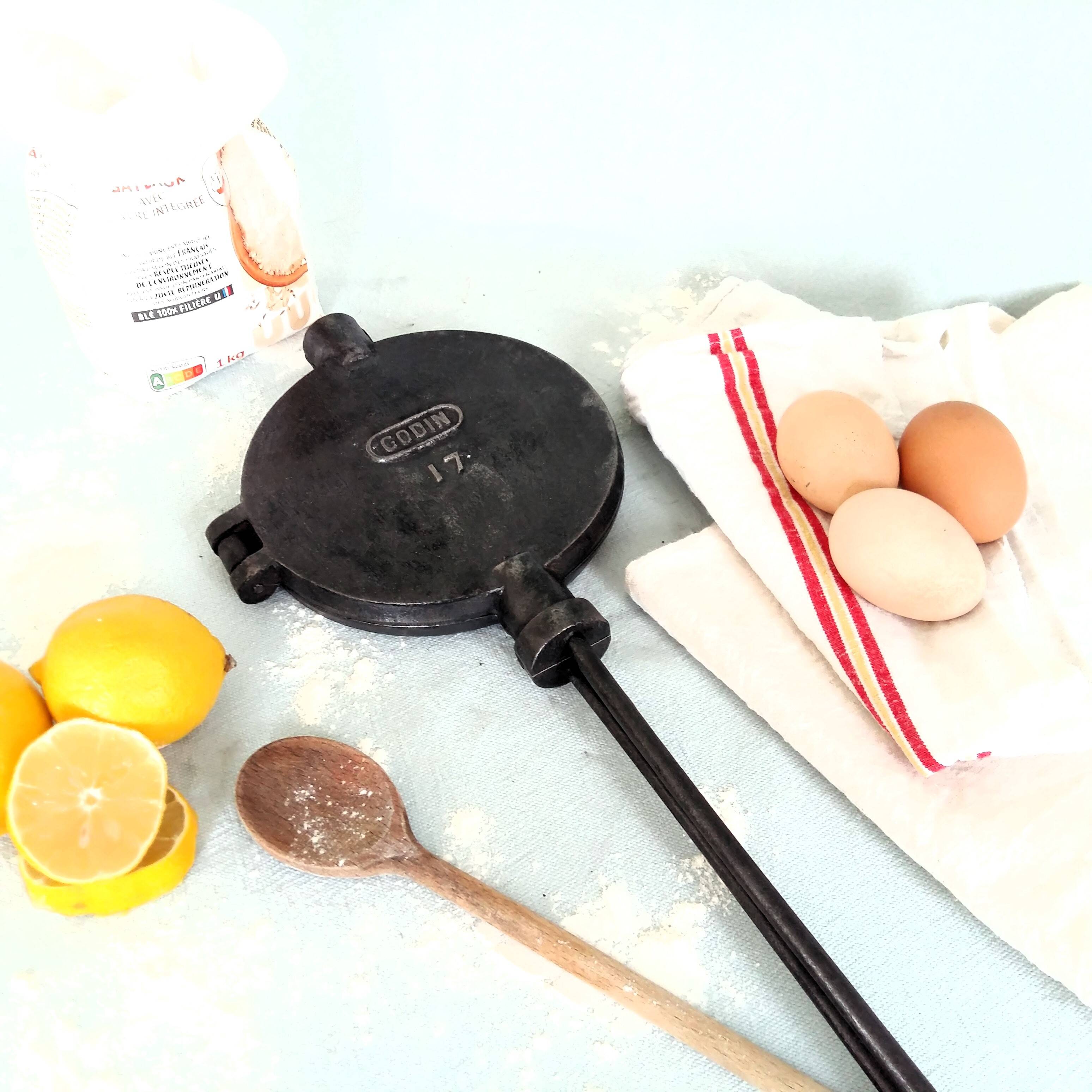 Antique Waffle Iron. French Godin Waffle Maker. Cast Iron Waffle Pan.