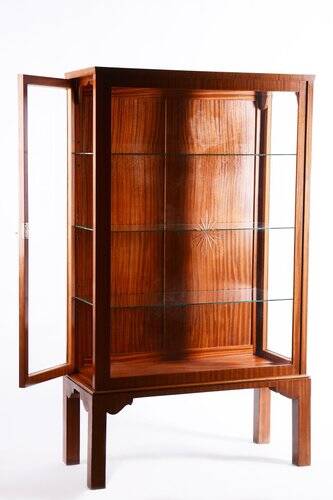 Czech Art Deco Display Cabinet in Mahogany and Glass, 1930s