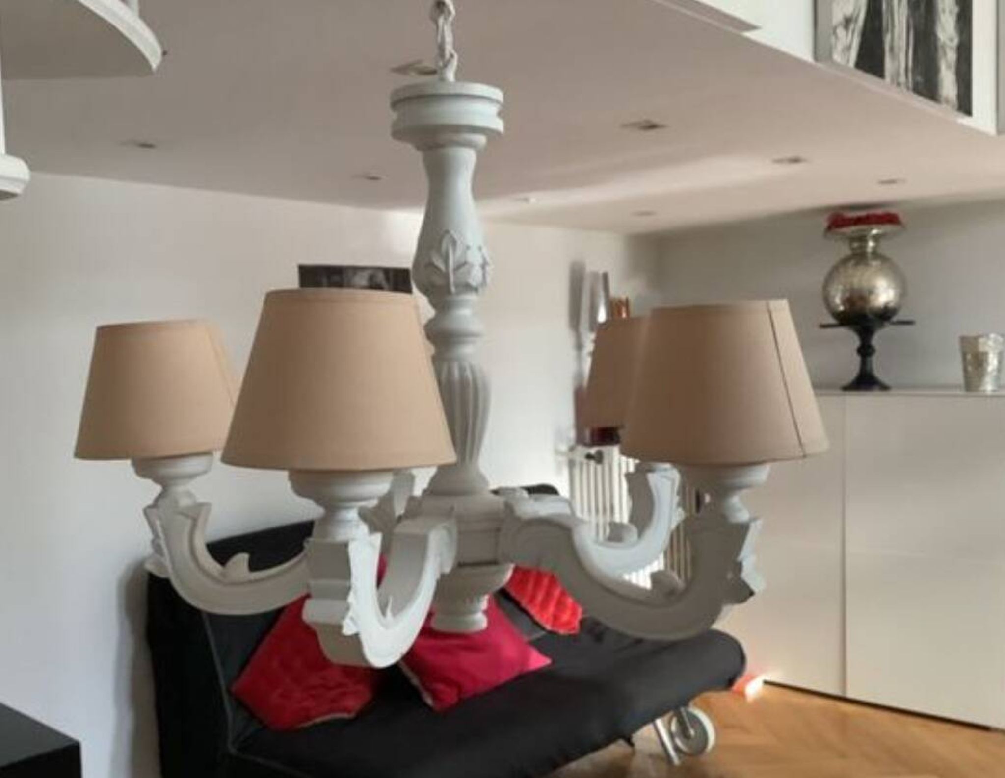 White painted wooden chandelier with 5 arms and lampshade