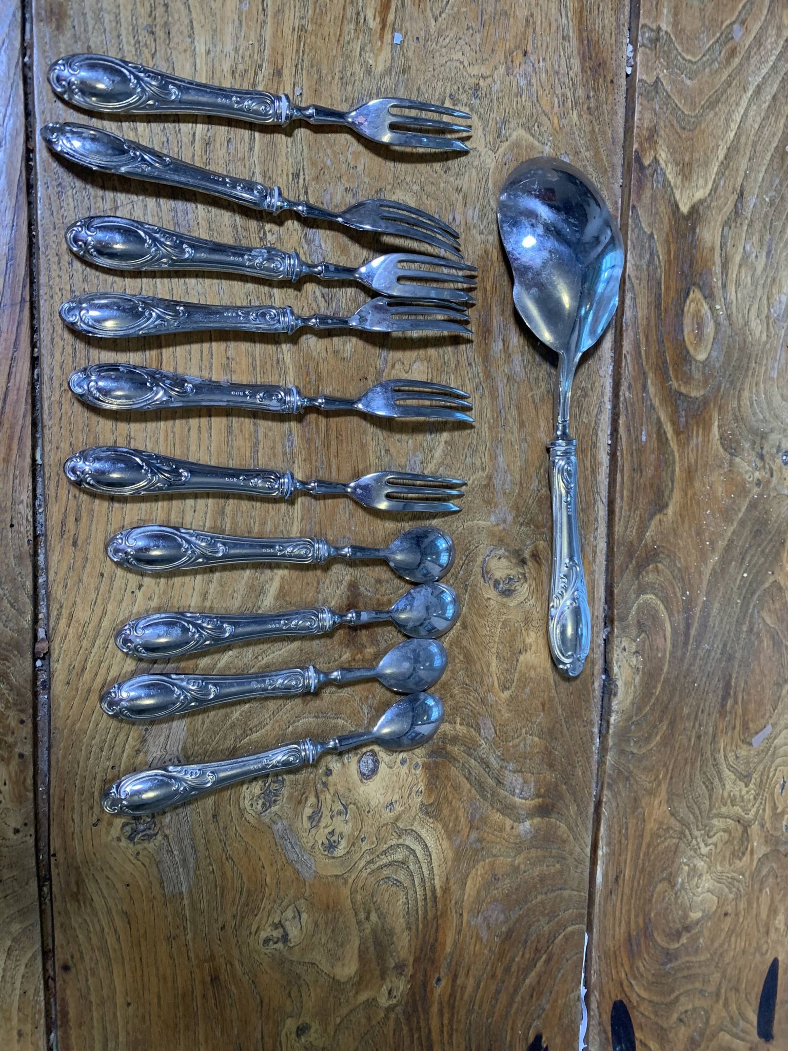 Dessert cutlery service consisting of 11 pieces hallmark 800 worked old and collector