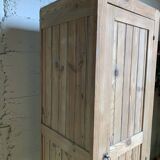 Wardrobe with 1 raw wood door