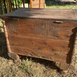 Solid Provençal wooden chest